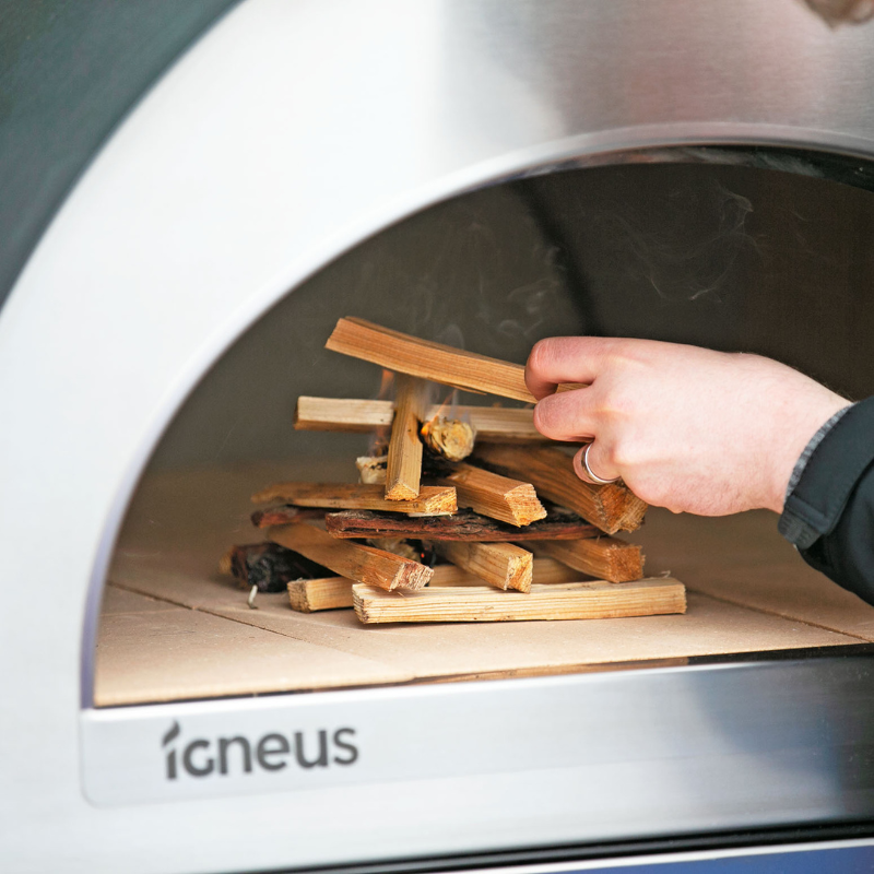 Igneus Pro 750 Wood Fired Pizza Oven